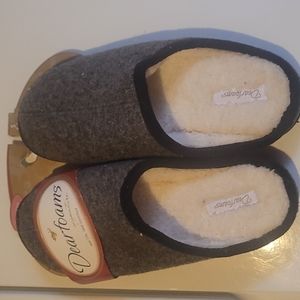 NEW Dearfoams Ladies Slippers 5/6